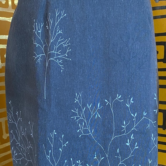 Helen Wang New York Printed Pencil Skirt - Picture 3 of 3